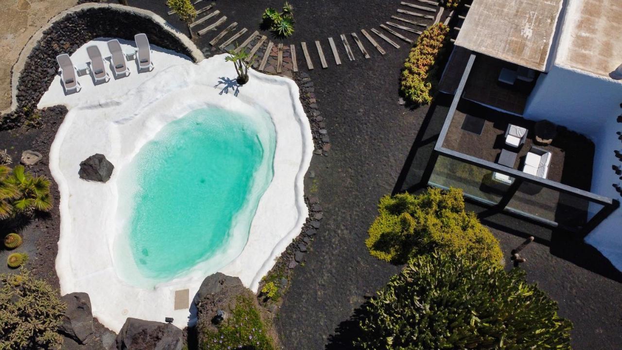 Luxe Ecovilla Listan Uga Екстериор снимка