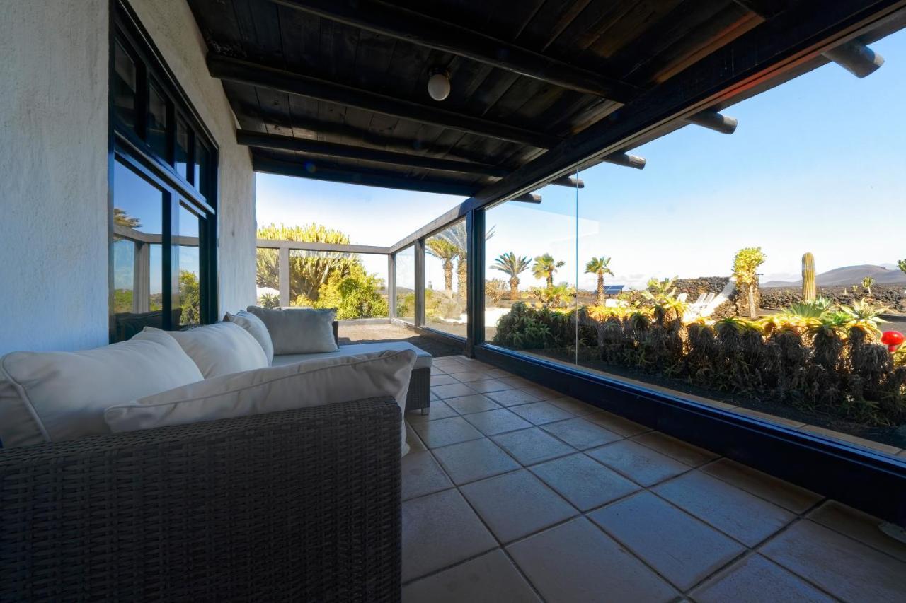 Luxe Ecovilla Listan Uga Екстериор снимка