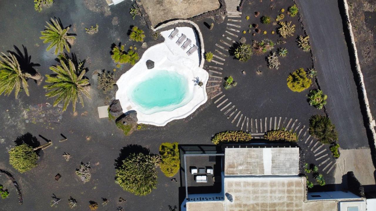 Luxe Ecovilla Listan Uga Екстериор снимка